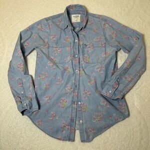 Abercrombie & Fitch button-down long-sleeved floral denim shirt